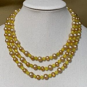 Vintage 3 strand yellow Pearl bead necklace